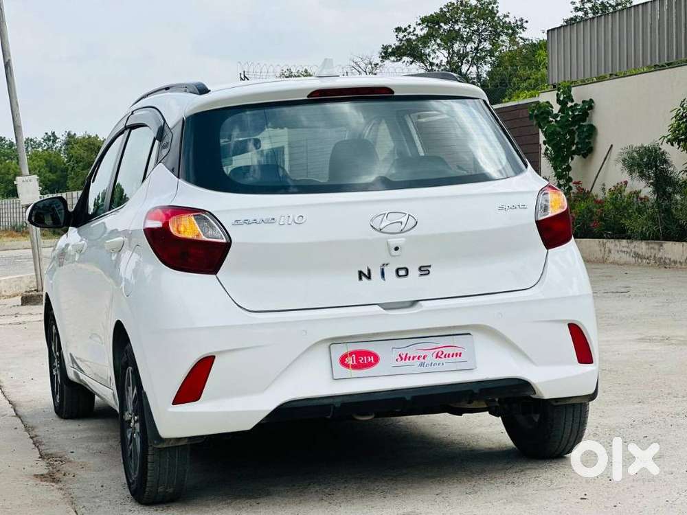 Hyundai Grand I10 Nios Sportz 1.2 At, 2020, Petrol