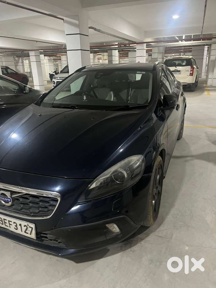 Volvo V40 Cross 2015
