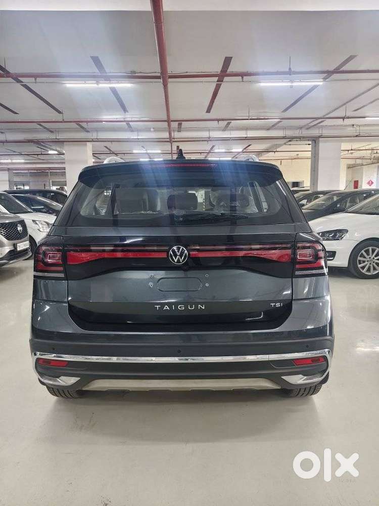 Volkswagen Taigun 1.0 Tsi Topline At, 2025