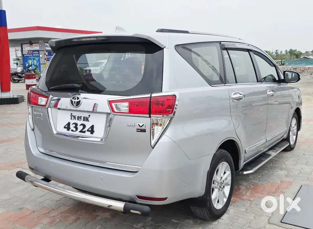 Toyota Innova Crysta 2017 Diesel 60000 Km Driven