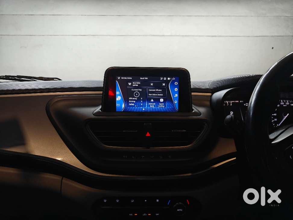 Tata Altroz 1.2 Xza Petrol Dct, 2022, Petrol