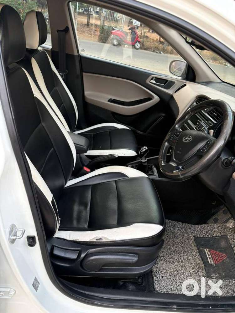 Hyundai Elite I20 [2014-2018] 1.4 Asta Crdi Dual Tone, 2015, Diesel