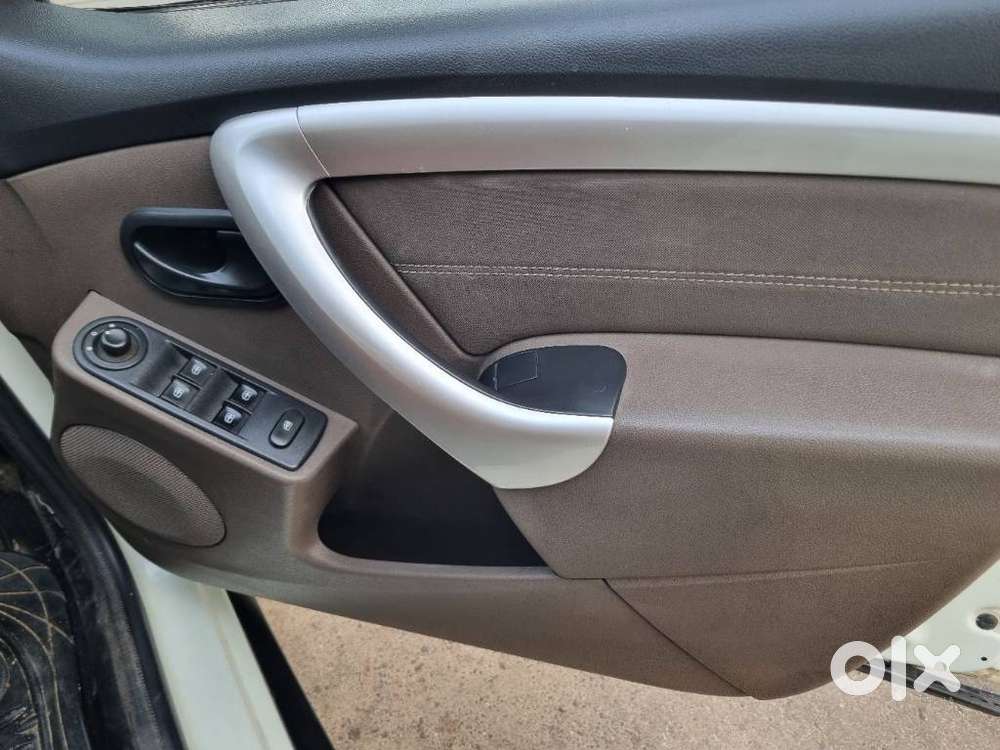 Renault Duster 2015-2016 Petrol Rxl, 2017, Petrol