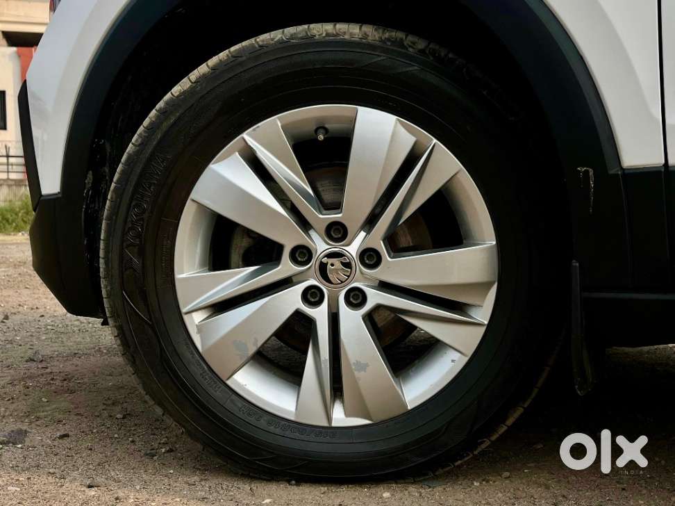 Skoda Kushaq 1.0 Tsi Active, 2023, Petrol