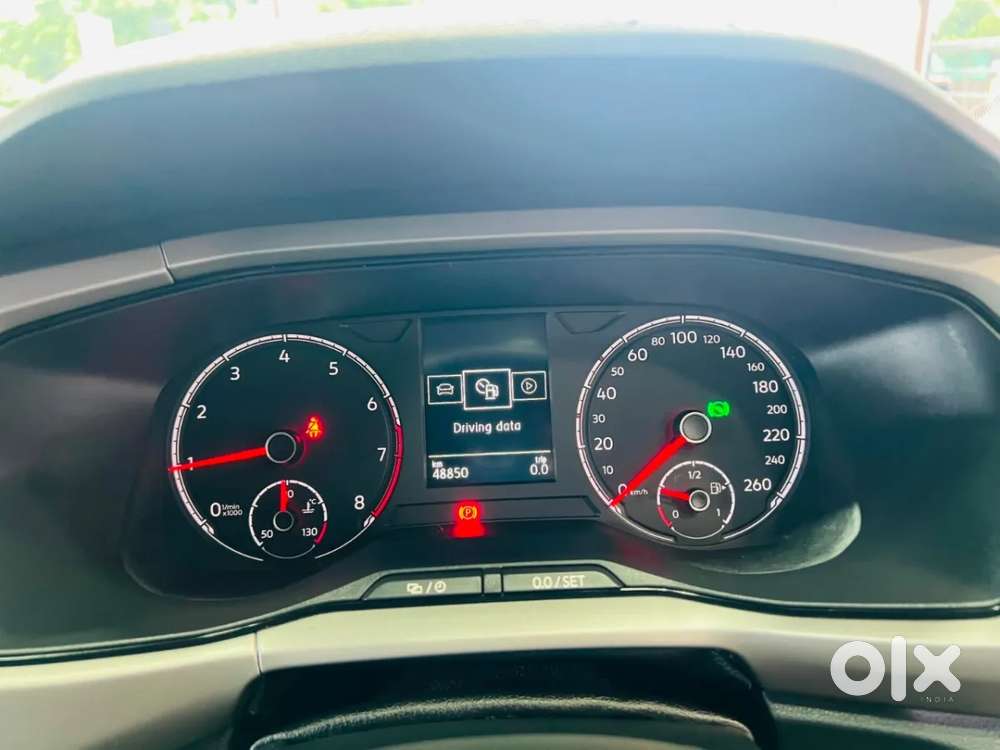 Volkswagen Taigun 1.0 Tsi Highline At, 2022, Petrol