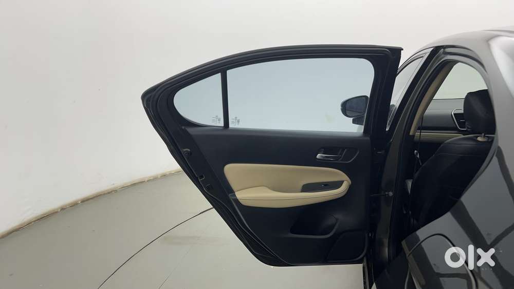 Honda City 1.5 Zx I-vtec Mt, 2021, Petrol