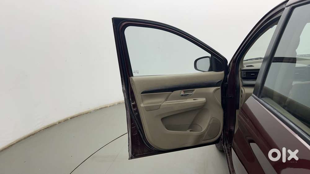 Maruti Suzuki Ertiga Zxi Plus At Shvs, 2022, Petrol