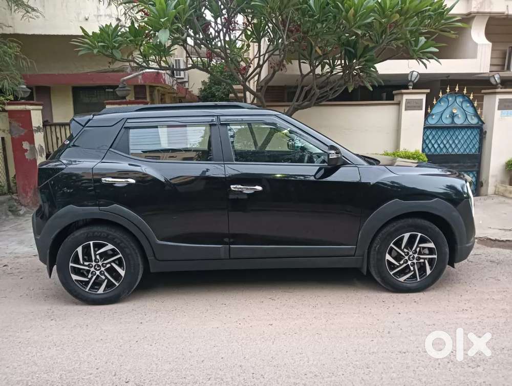 Mahindra Xuv 3xo Ax5 Ds Mt, 2025, Diesel
