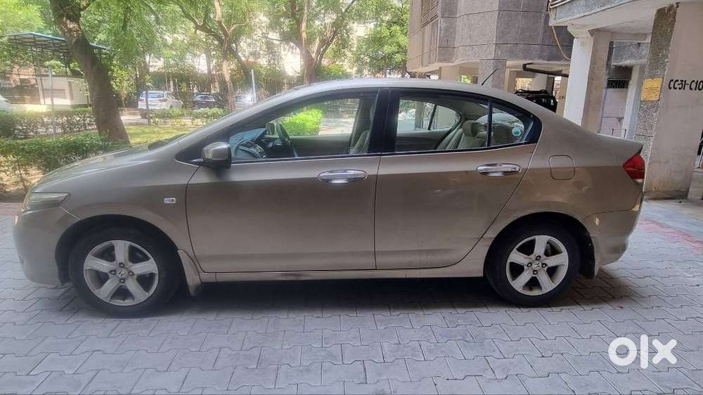 Hondacity1.5vmt 2011 Petrol.excellent Running Condition(only 62100 Km)