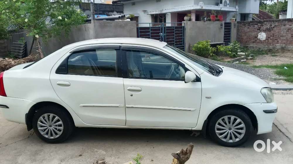Toyota Etios 2012 Diesel 150000 Km Driven