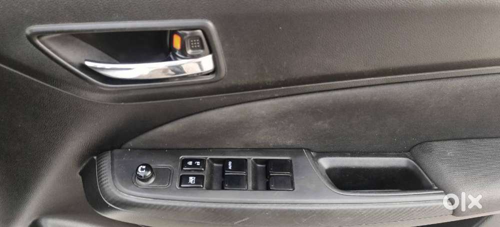 Maruti Suzuki Swift Vxi + Manual, 2021, Petrol