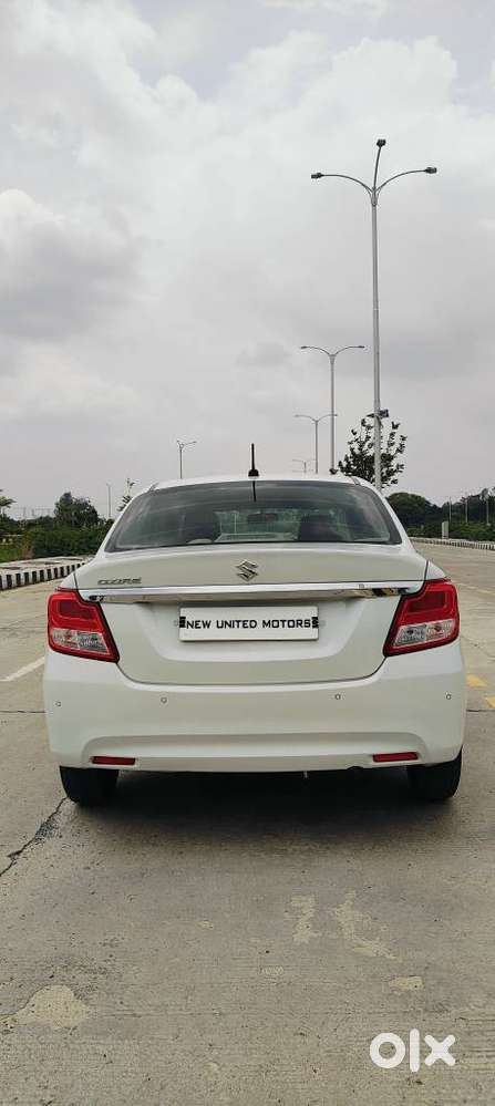 Maruti Suzuki Dzire 1.2 Vxi, 2023, Petrol