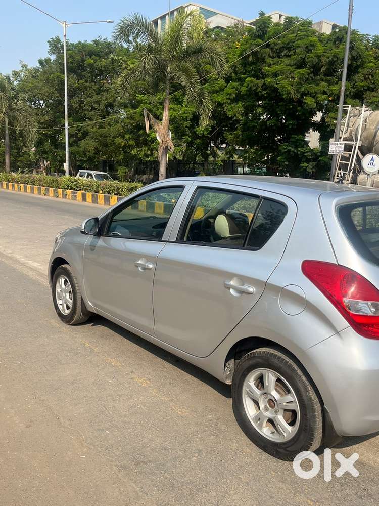 Hyundai I20 Petrol Manual 2011