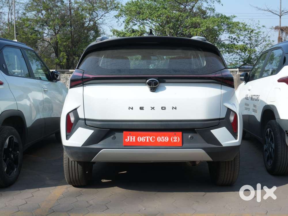 Tata Nexon Fearless Pr 1.2 Revotron Petrol 6 Mt Dt, 2025
