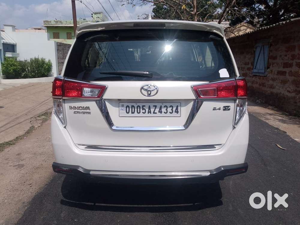 Toyota Innova Crysta Diesel 2021