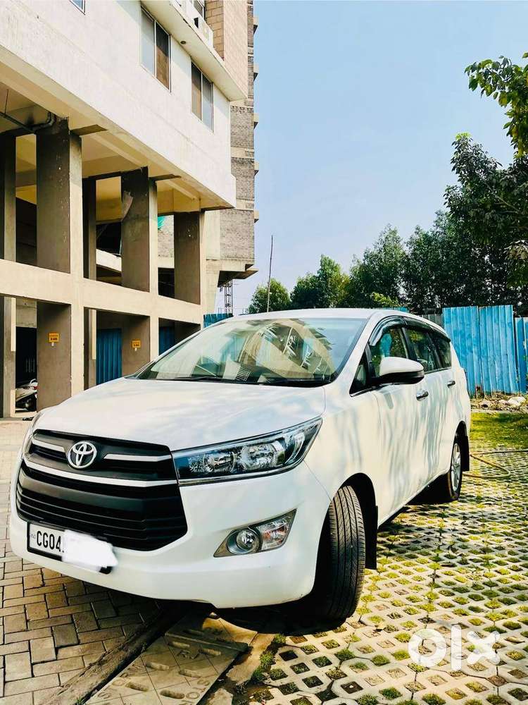 टीप टॉप कंडीशन, नई जैसी मेंटेंड Bs6 Toyota Innova Crysta 2020