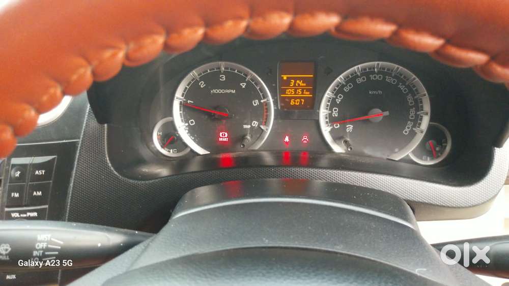 Maruti Suzuki Swift Dzire Vdi Bsiv, 2015, Diesel