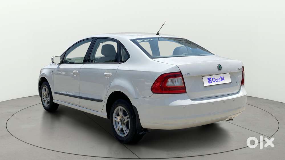 Skoda Rapid 1.0 Tsi Ambition, 2013, Petrol