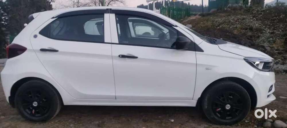 Tata Tiago 1.05 Revotorq 2024 Mahindra Finance 3.12 Lack Emi 11300