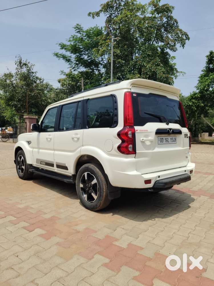 Mahindra Scorpio Classic 2.2 S 11 Mt 7 Str, 2023, Diesel