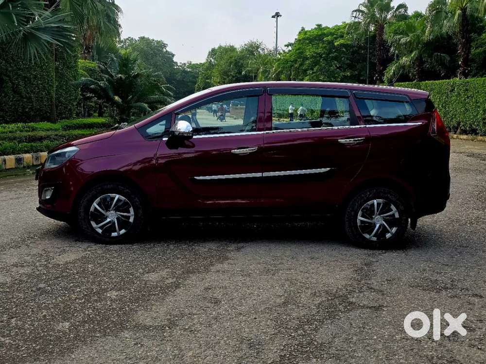 Mahindra Marazzo M4, 2019, Diesel