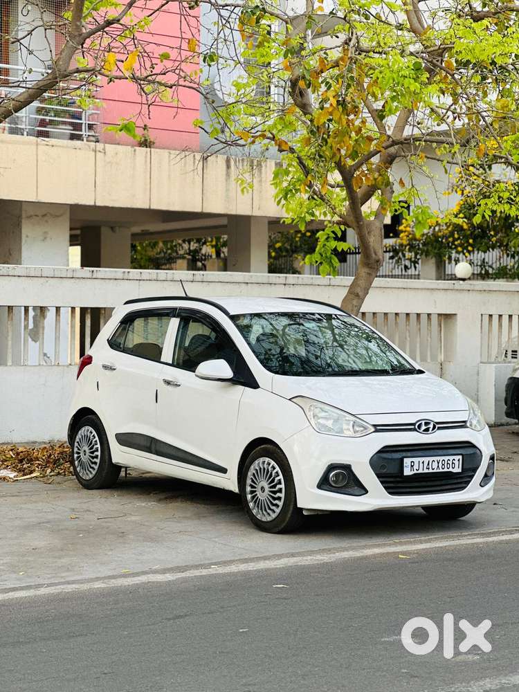 Hyundai Grand I10 Sportz 1.1 Crdi Limited Edition, 2015, Petrol