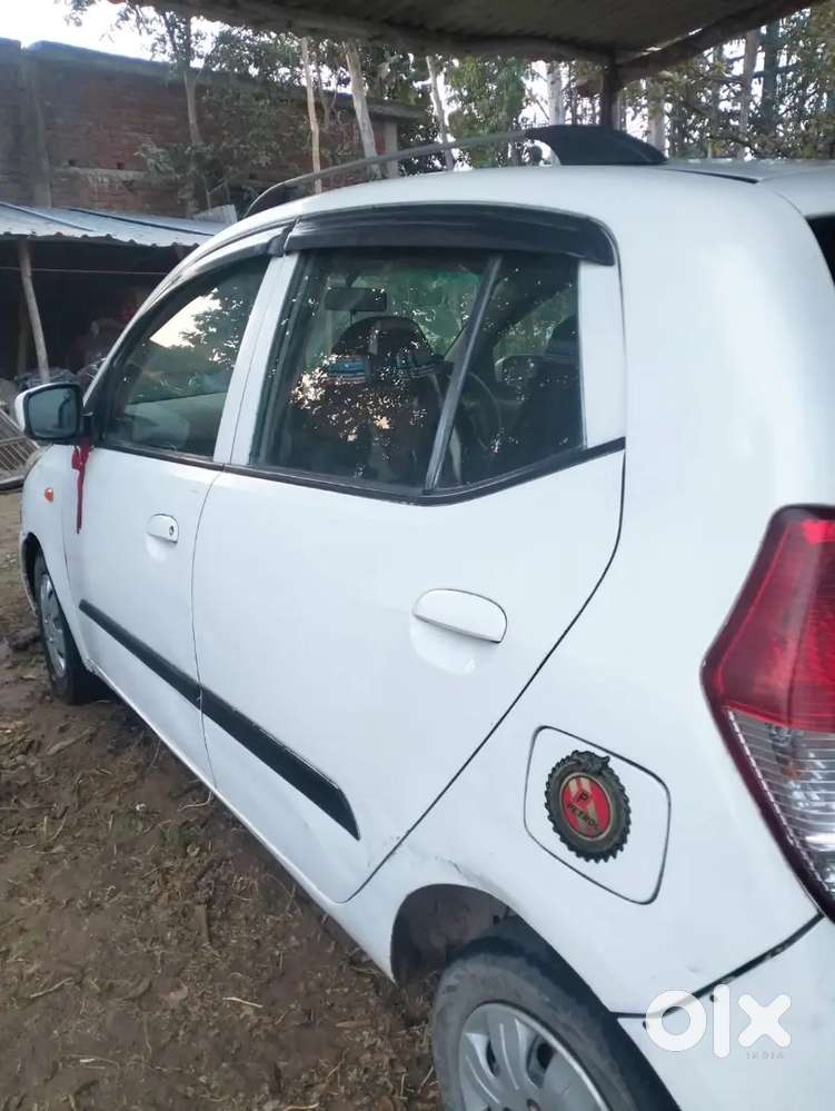 Hyundai Grand I10 2010 Petrol 50000 Km Driven Arjent Seal