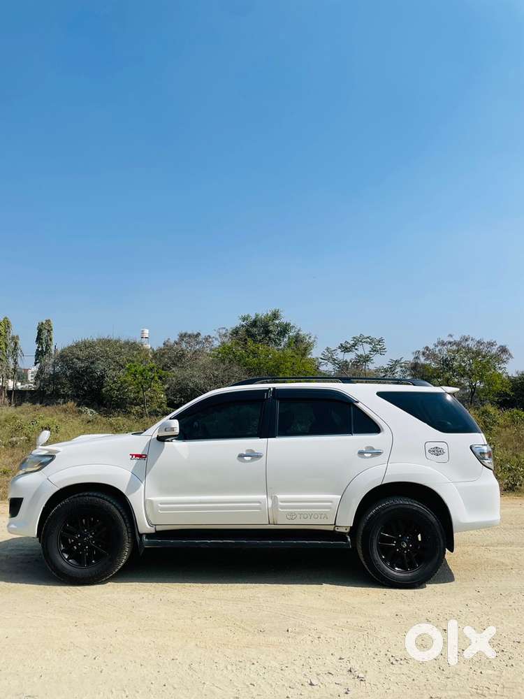Toyota Fortuner Diesel Manual 2014