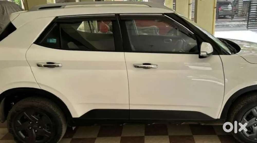 Hyundai Venue Showroom Condition