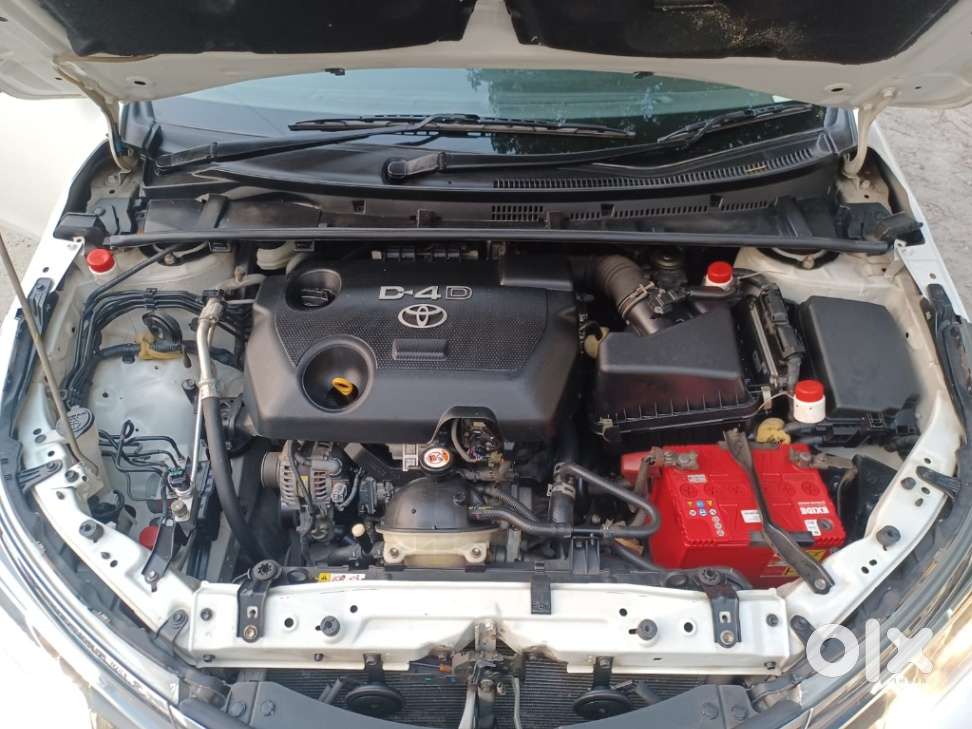 Toyota Corolla Altis 2013-2017 D-4d J, 2017, Diesel