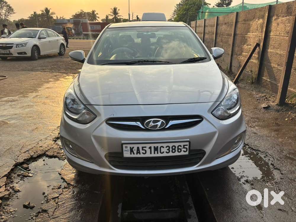 Hyundai Verna 2012 Petrol Well Maintained