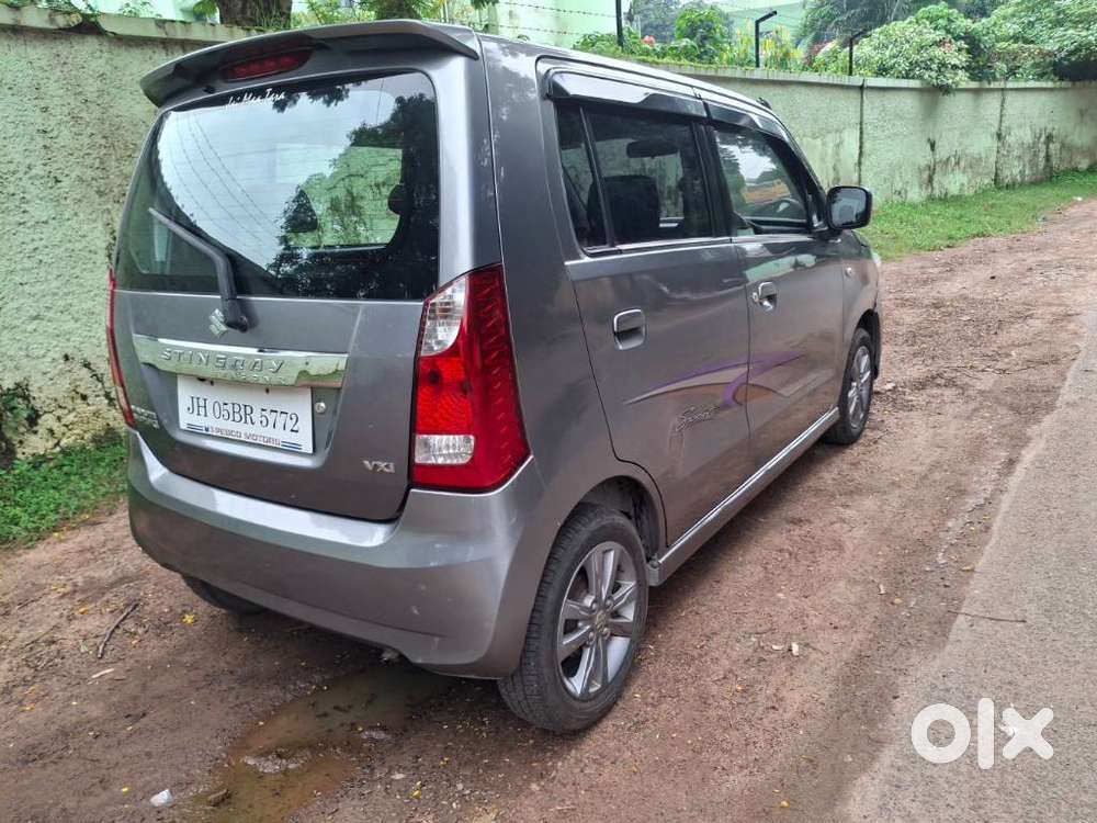 Maruti Suzuki Stingray Vxi Optional, 2017, Petrol