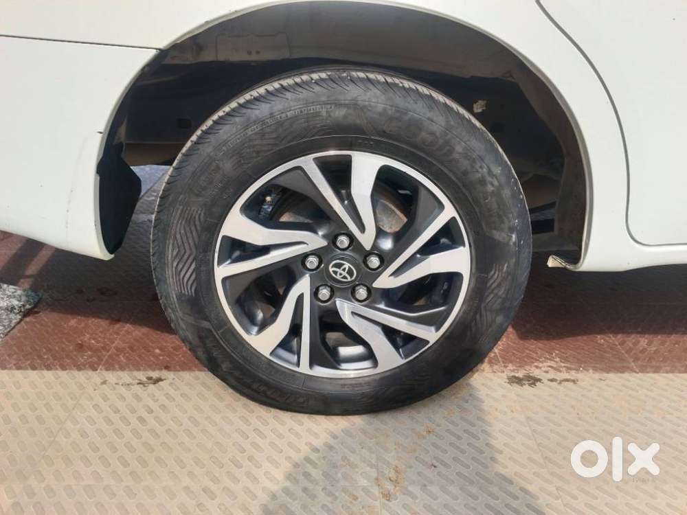 Toyota Innova Crysta 2.4 G Mt 8s, 2021, Diesel