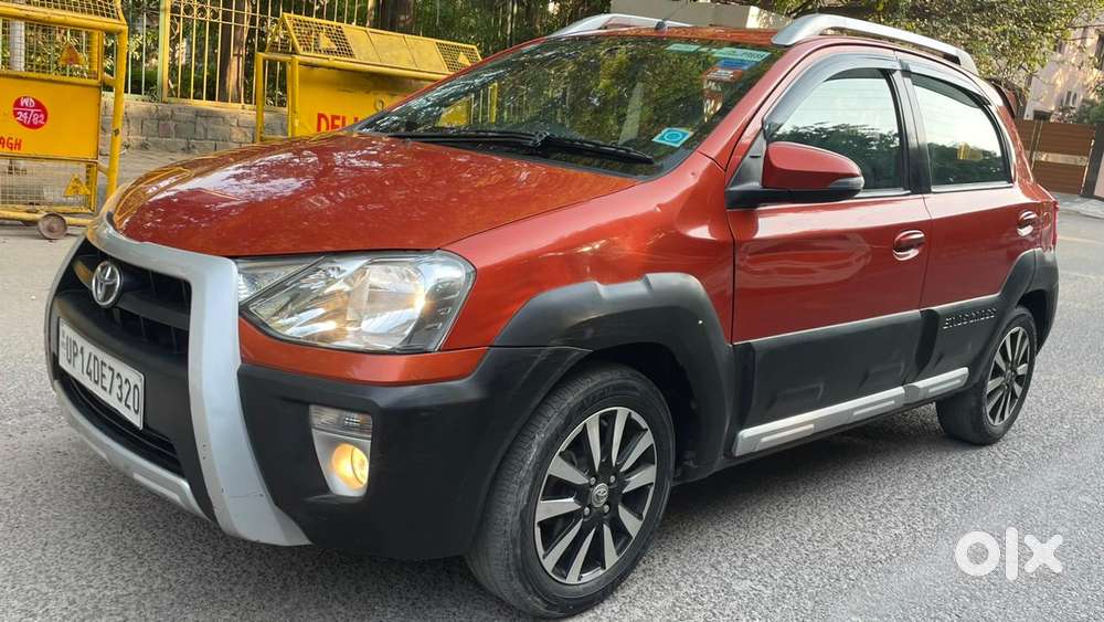Toyota Etios Cross 1.2l G, 2017, Petrol