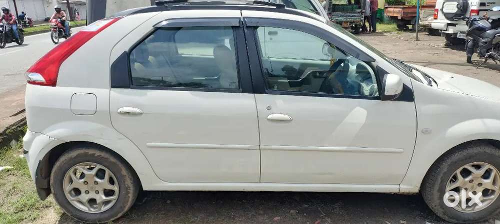 Good Condition Mahindra Verito Vibe 2013 Diesel 100000 Km Driven