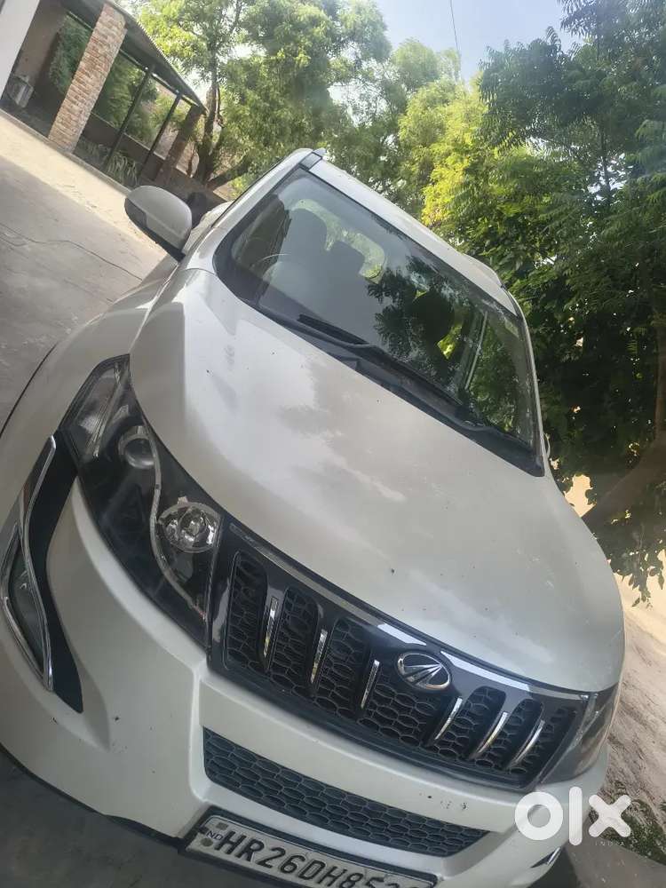 Mahindra Xuv500 1.99 W6 2017