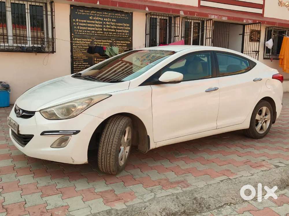 Hyundai Elantra Sx Petrol 2014