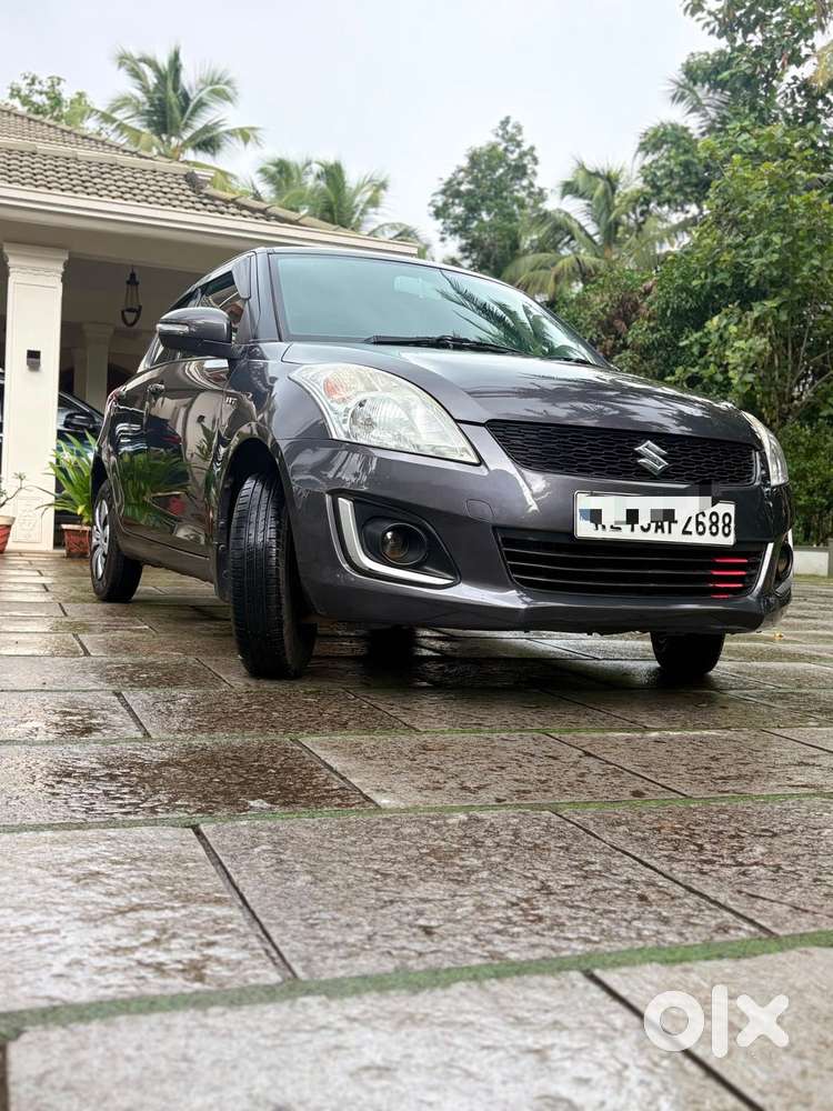 Maruti Suzuki Swift Vxi Abs Bsiv, 2015, Petrol