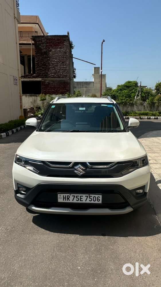 Maruti Suzuki Brezza 1.5 Petrol Automatic 2025