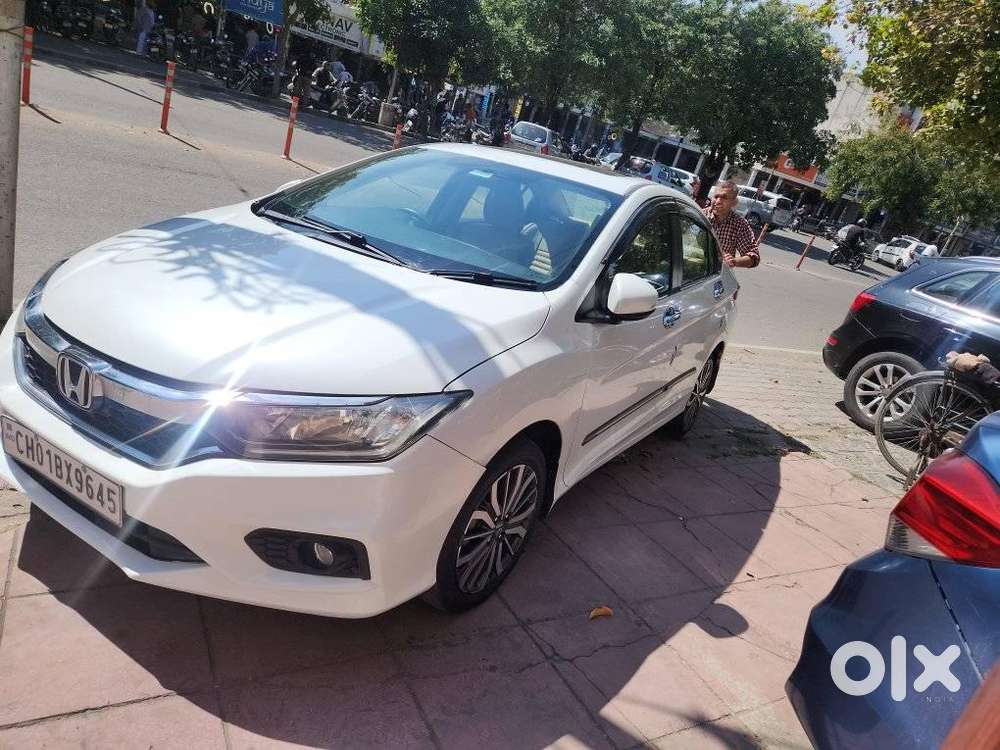 Honda City V At Sunroof I-vtec, 2019, Petrol