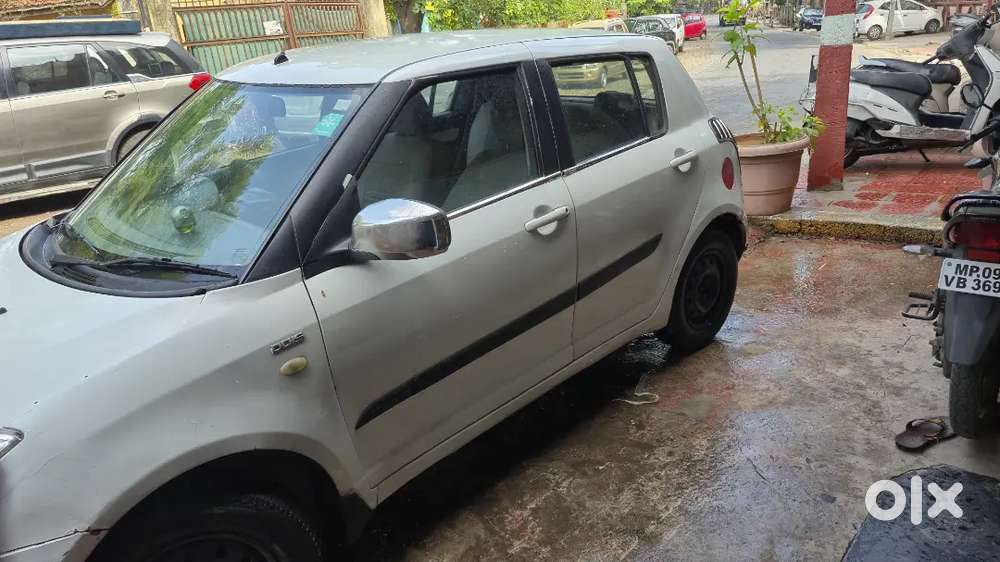 Maruti Suzuki Swift 2010 Registration On 2015 Diesel Good Condition