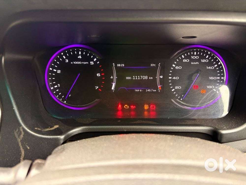 Mahindra Marazzo 1.5 M6 Plus 8 Str, 2021, Diesel