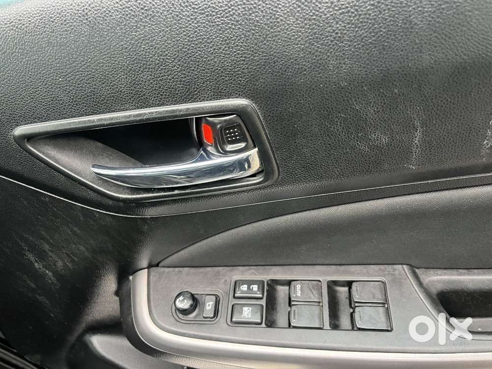 Maruti Suzuki Swift Vvt Zxi, 2024, Petrol
