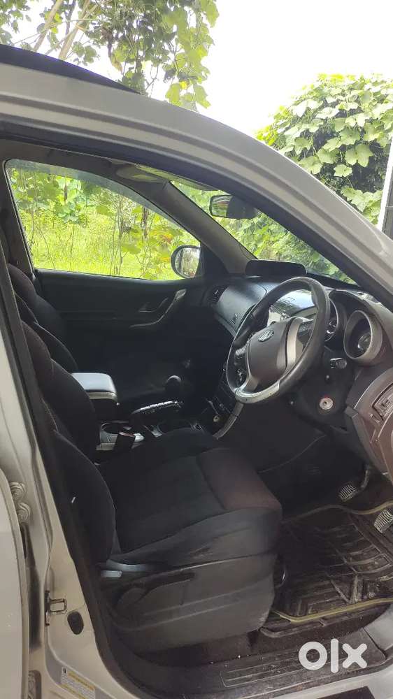 Mahindra Xuv500 2012 -all New Tires