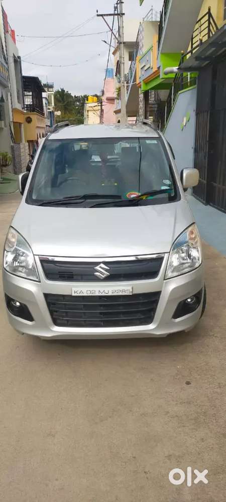 Well Maintaind Wagon R Vxi 2014