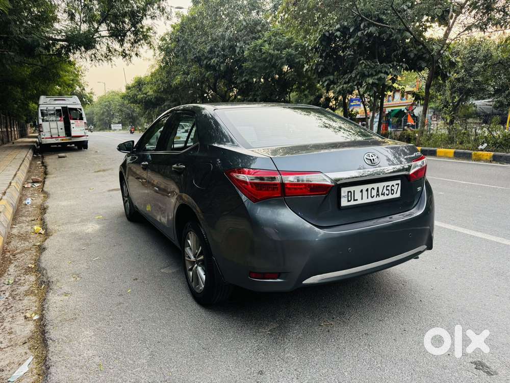 Toyota Corolla Altis Vl At, 2014, Petrol