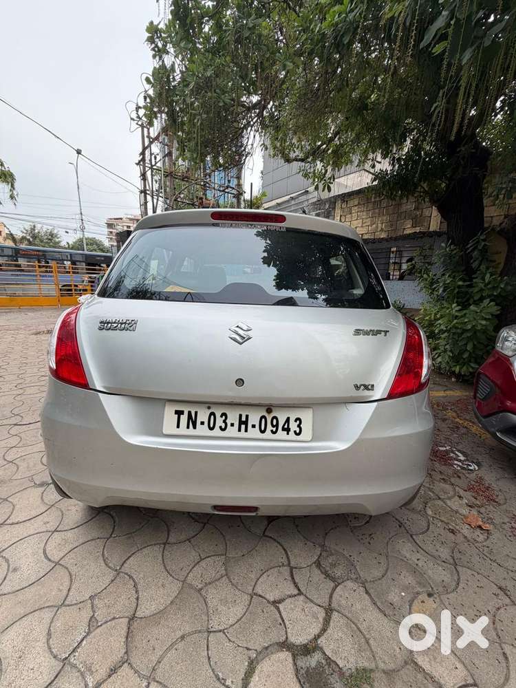 Maruti Suzuki Swift Vxi With Abs, 2011, Petrol