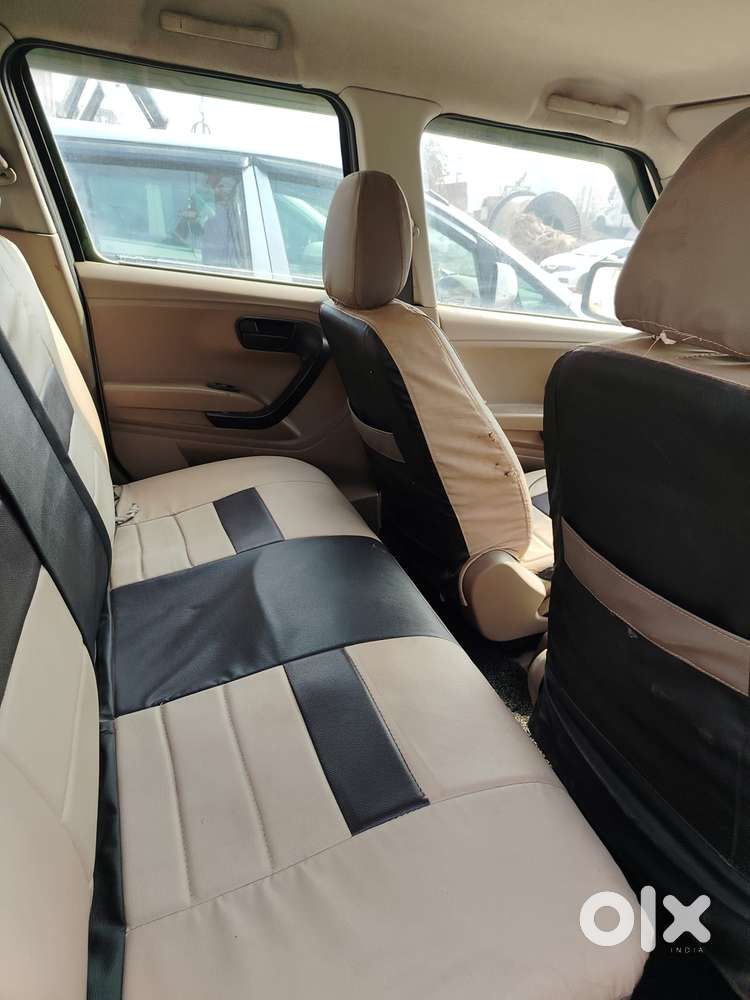 Mahindra Tuv 300 Mhawk100 T8, 2017, Diesel