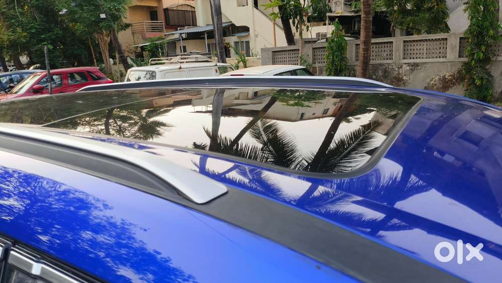 Mahindra Xuv700 2.0 Ax 7 Petrol At Luxury Pack Str, 2022, Petrol