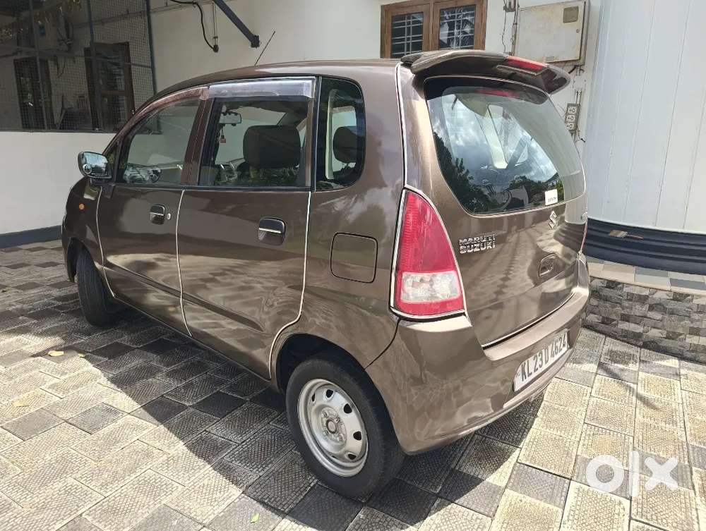 Maruti Suzuki Zen Estilo Lxi 2011